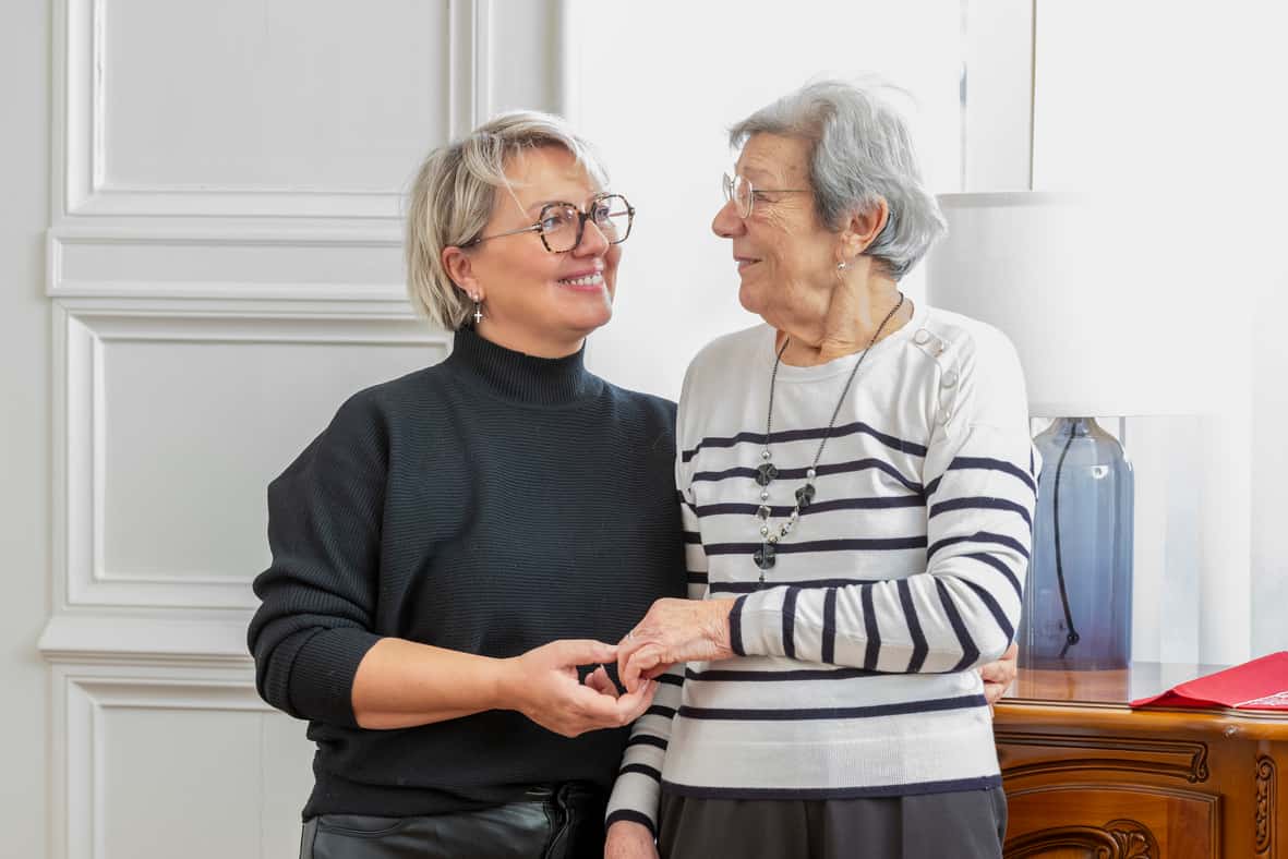 Assistants de vie cettefamille