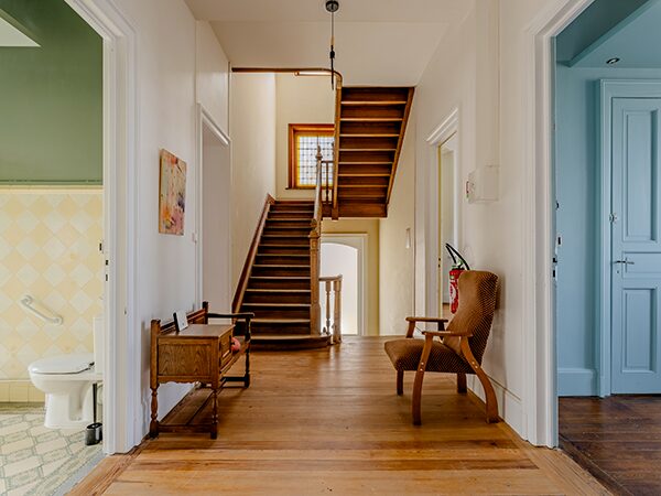 Escalier Maison partagee seniors de Bethune